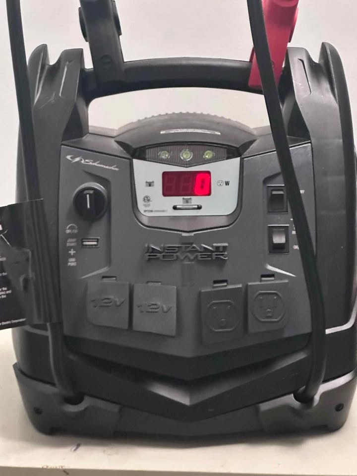 Schumacher Instant Power XPF2260 Power Station w/ Booster Cables - photo 4