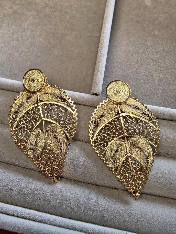 New Colombian Filigree Earrings – Silver with gold plating