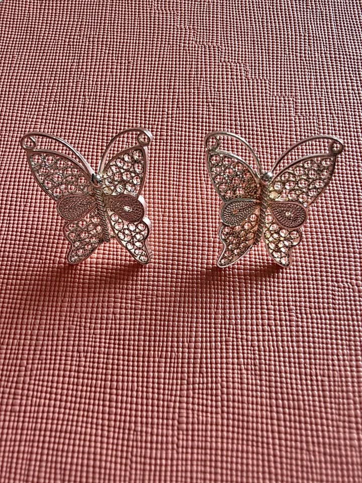 New Colombian Filigree Earrings – Silver
