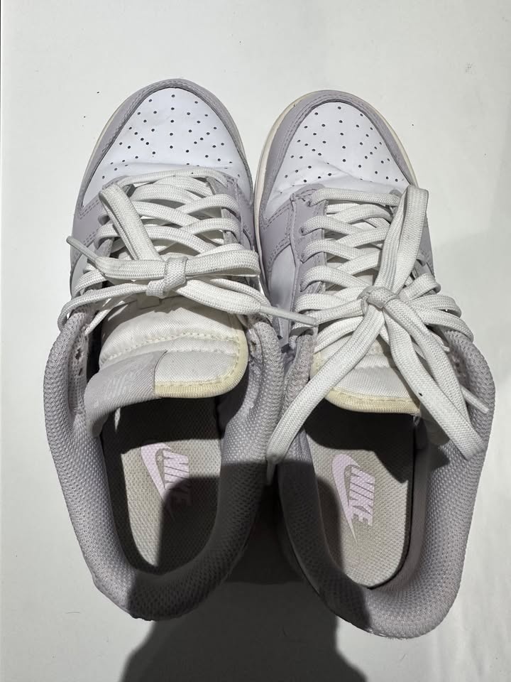 Nike Lavender Dunks (Size W8) - photo 3