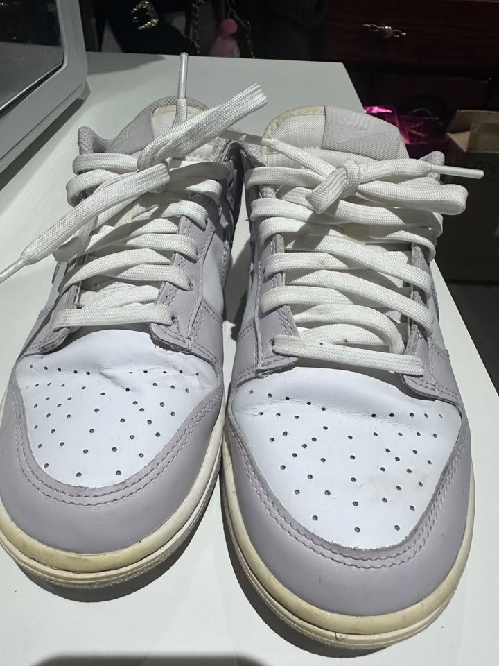 Nike Lavender Dunks (Size W8) - photo 4
