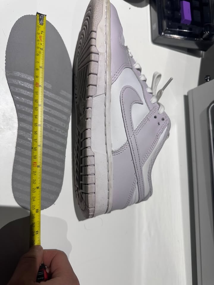 Nike Lavender Dunks (Size W8) - photo 5