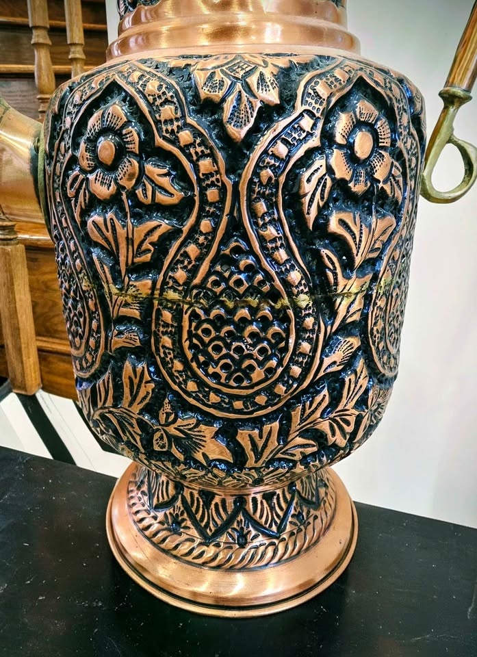 Grand Moroccan Style Floor Ewer - 39" Copper & Brass - photo 5