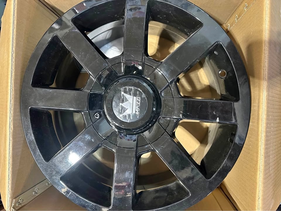 Single. Mazzi Gloss Black Wheel 17X7.5
