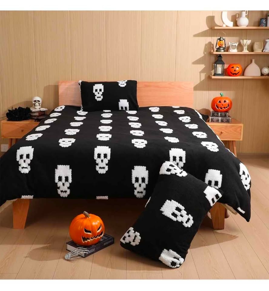 🎃✨ HALLOWEEN QUEEN COMFORTER SET – BLACK & WHITE SKULL ✨🎃 - photo 4