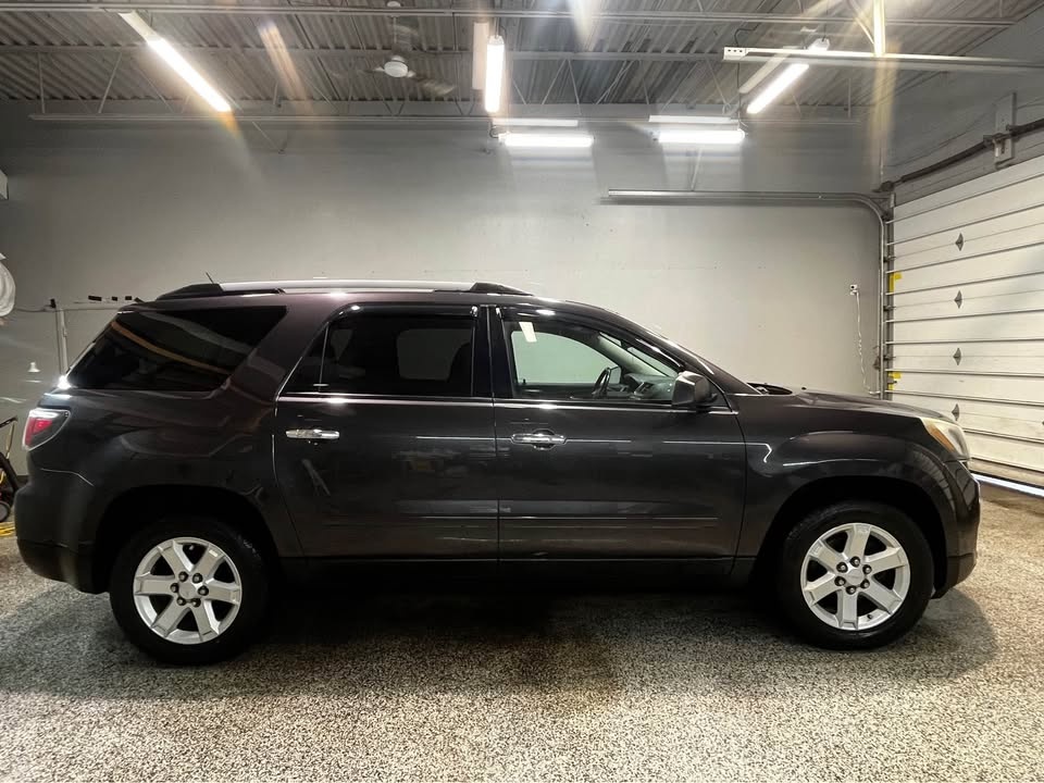 2016 GMC Acadia | AWD | 8 Passengers - photo 5