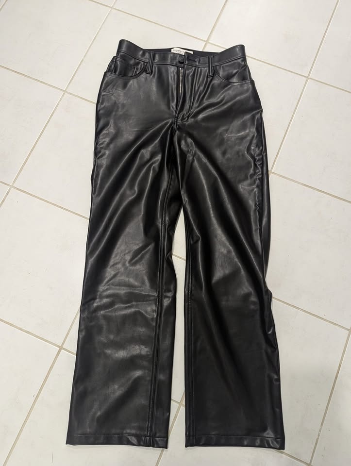 A&F Curve Love High Rise 90s Relaxed Vegan Leather Pant - photo 5