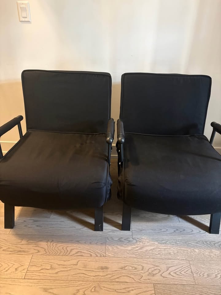 2 Black 4-in-1 Convertible Chair Beds - photo 2