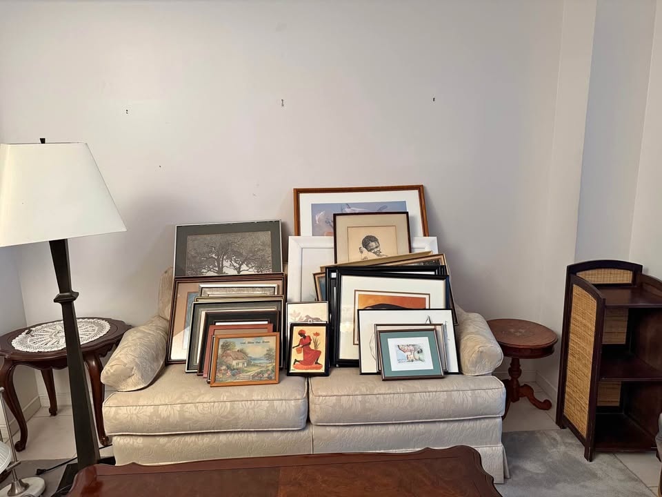 Estate Sale Art Lot – Framed Prints & Artwork, Multiple Sizes