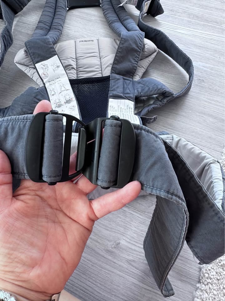 BabyBjörn Organic Cotton Baby Carrier - photo 4