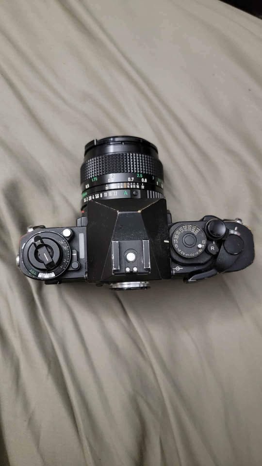 Canon F1 35mm Film Camera w/ 50mm f1.4 & 35-70mm Lens - photo 2