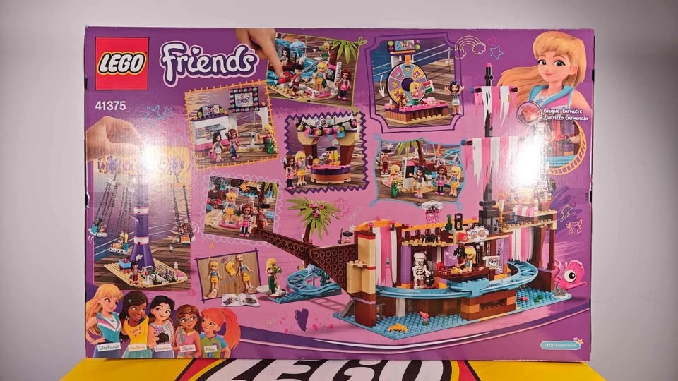 *CLEARANCE* LEGO Friends 41375 Amusement Pier Park MSRP$150 - photo 3