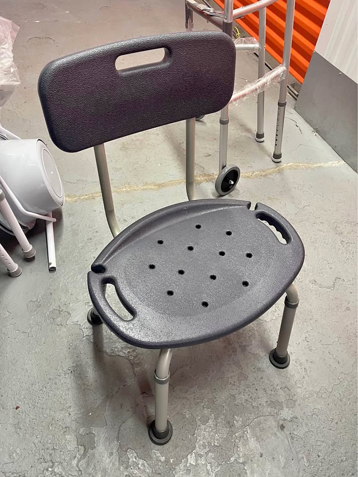 New portable bath chair