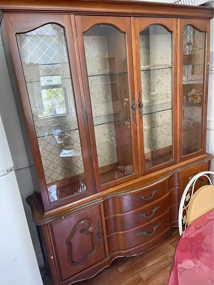 China cabinet