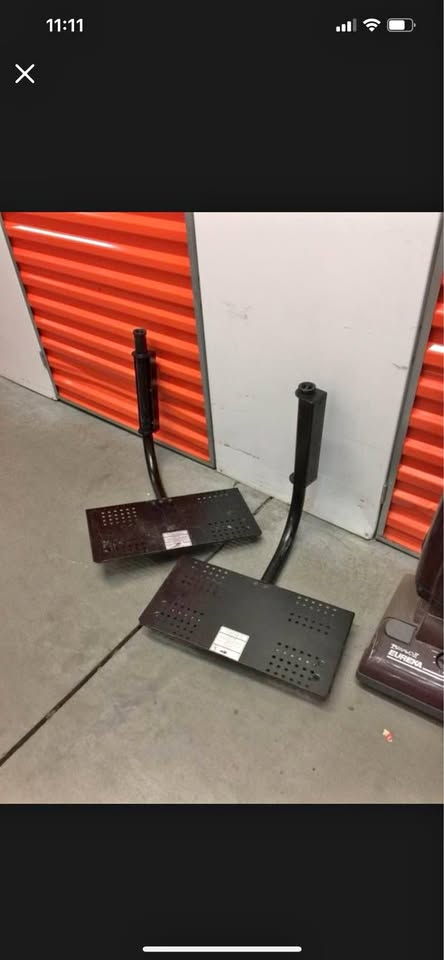 Two TV wall mount