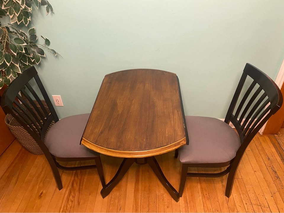 Refinished Compact Table & Chairs Set - $220 (HRM) - photo 4