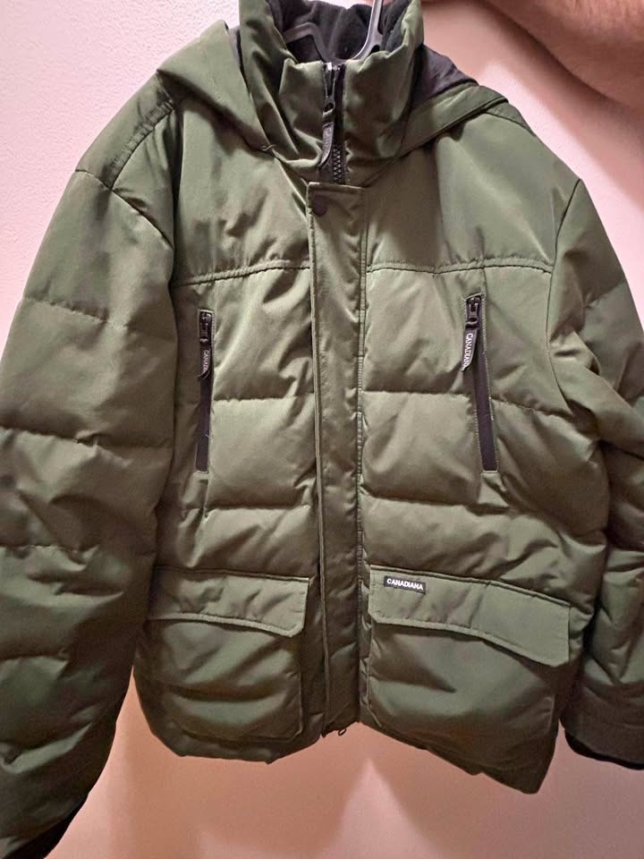 Canadiana Green Winter Jacket - Large - Great Condition