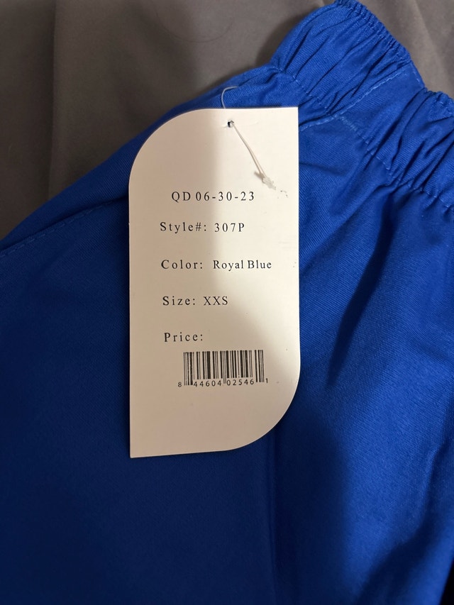 Brand New MOBB Scrubs – XXS Navy Blue (2 Sets, Never Worn!) - photo 2