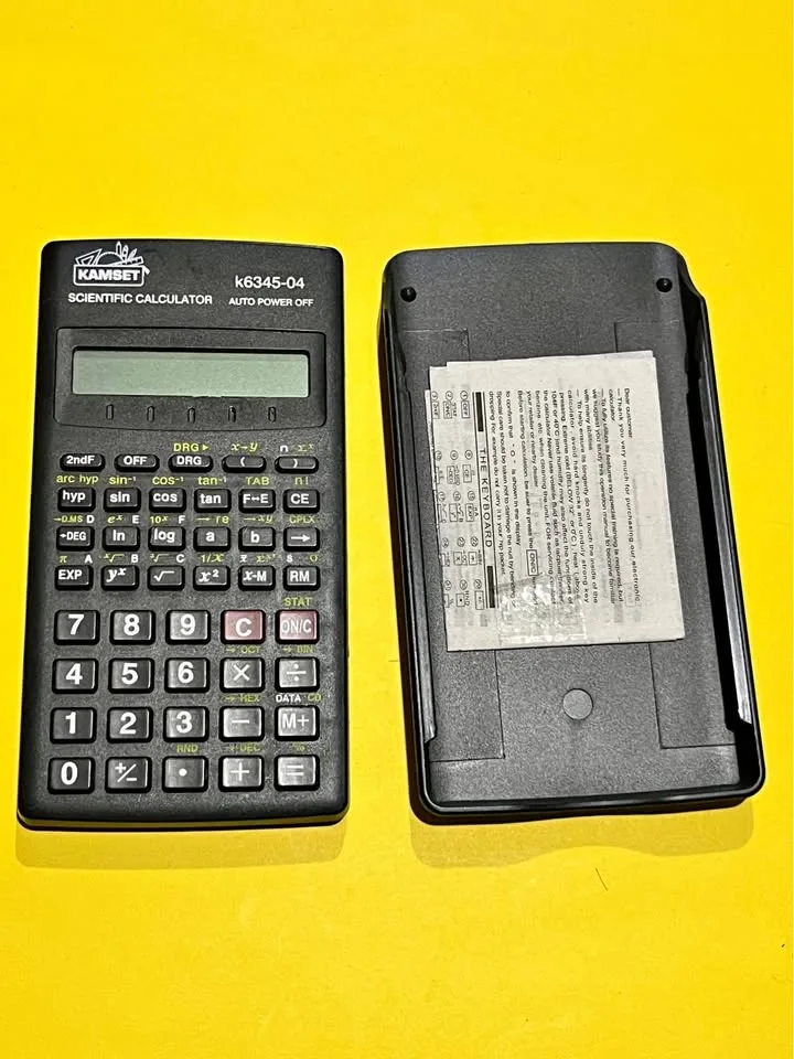 Calculator(need new battery) thumbnail