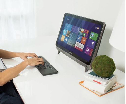 Brand New Microsoft All-in-One Media Keyboard + Trackpad - photo 4