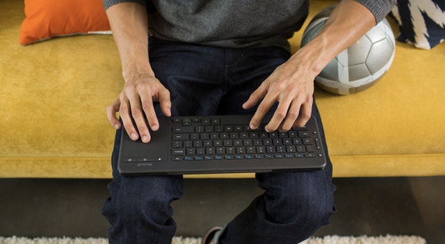 Brand New Microsoft All-in-One Media Keyboard + Trackpad - photo 5
