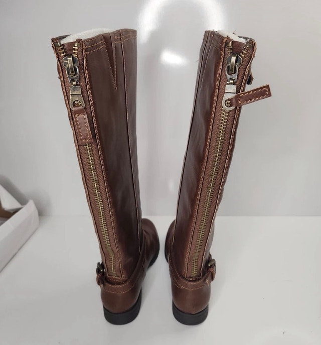 Brand New TOETOS ARIAZ Women's Knee-High Boots - photo 3
