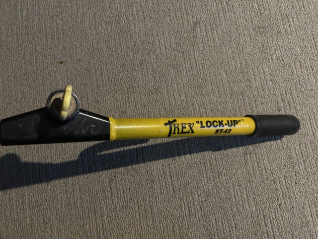 Trex Lock-Up ST-42 Anti-Theft Car Truck Steering Wheel Lock - photo 3