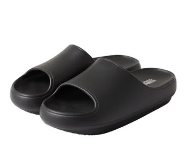 Brand New 32 Degrees Cushion Slides Slippers
