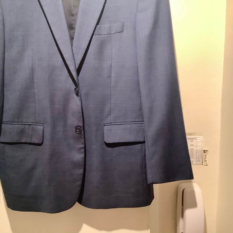Jos A Bank Traveler Sport Coat Blazer Blue Windowpane Sz 40S - photo 4