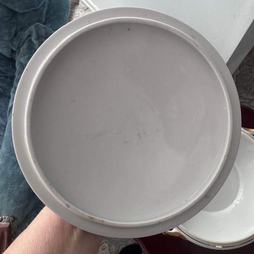 Vintage JS Maier Round Covered Vegetable Bowl: Floral Dinnerware - photo 4
