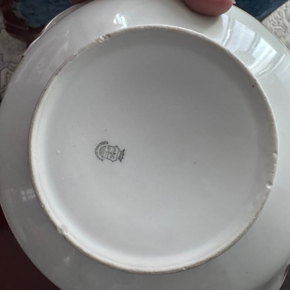 Vintage JS Maier Round Covered Vegetable Bowl: Floral Dinnerware - photo 5