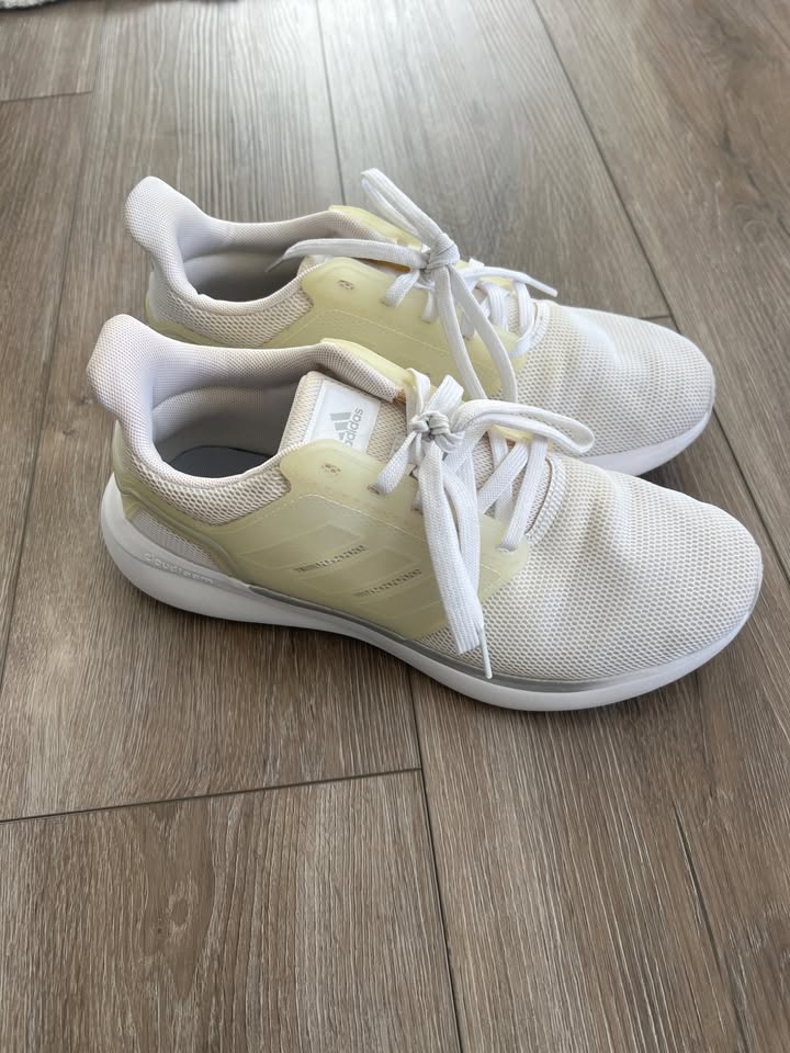 Women's Adidas White Running Shoe - photo 4