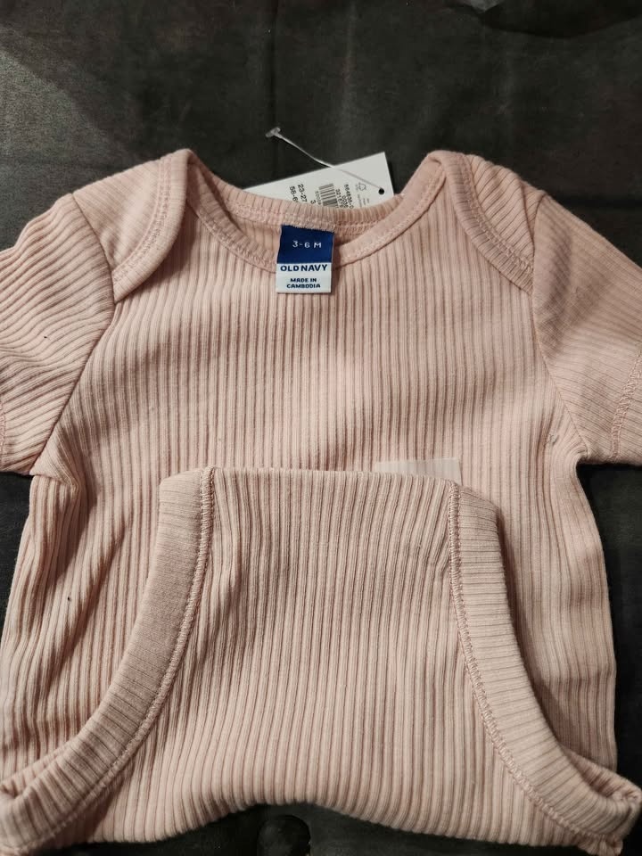 Baby Bodysuits & Sleepers - photo 5