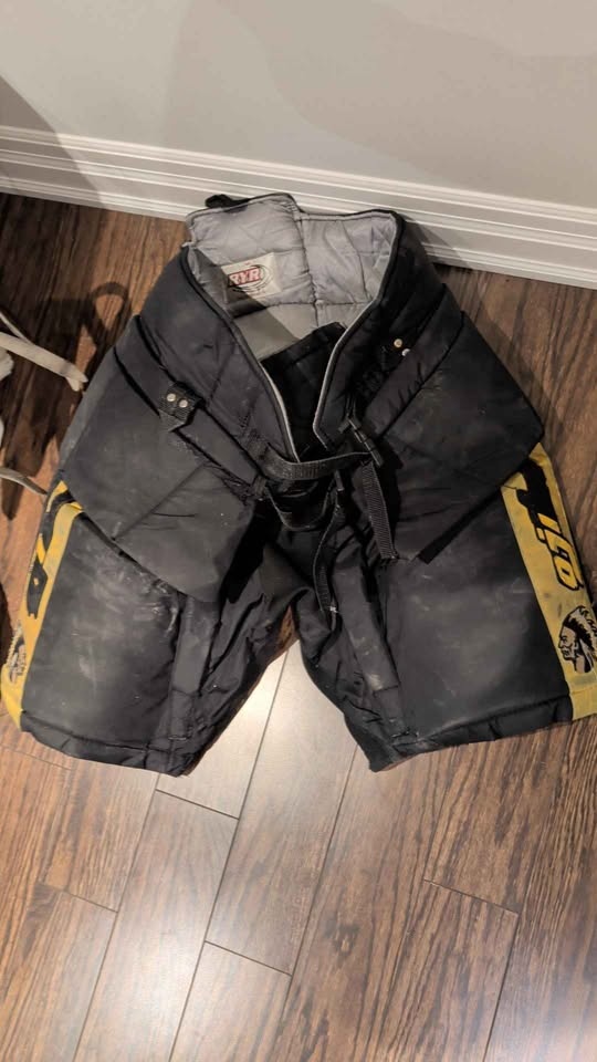 Goalie Reebok XLT Premier Pro pads 34+1, blocker, catcher + RYR - photo 5