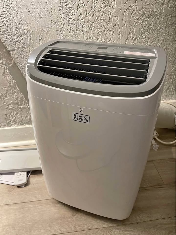 Black and Decker Portable AC - 10,000 BTU