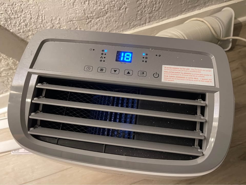 Black and Decker Portable AC - 10,000 BTU - photo 2