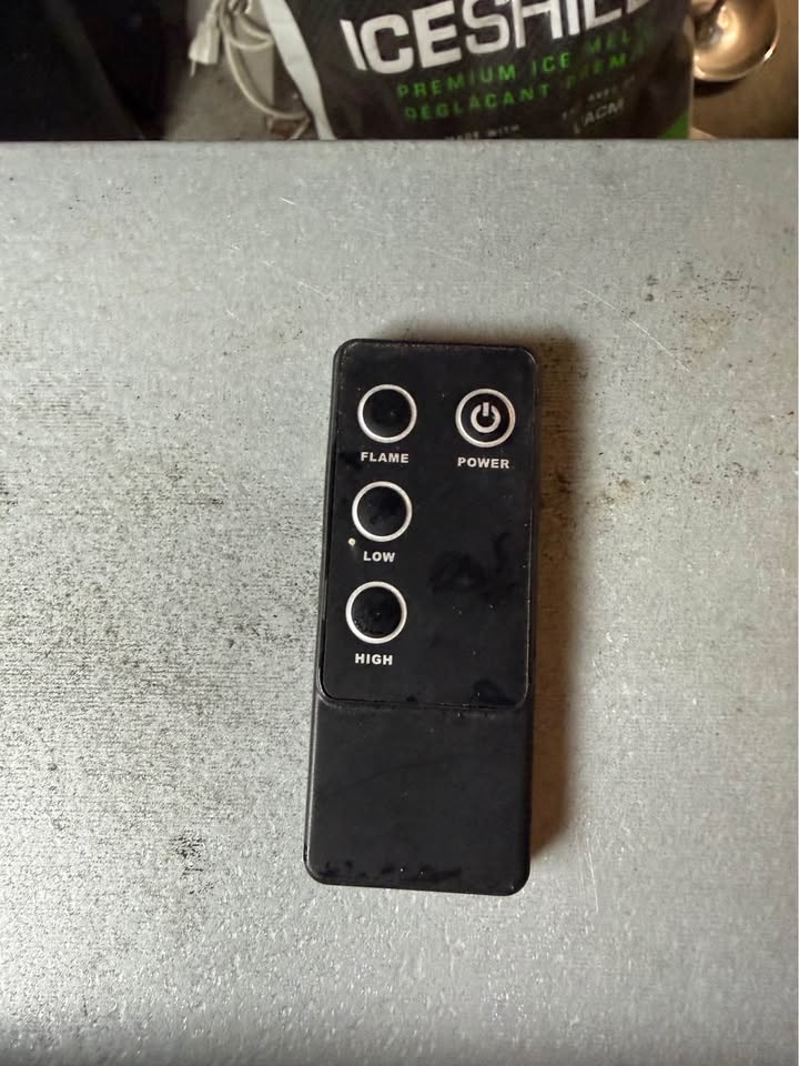 Large Electric Fireplace Insert – PuraFlame Western Series - photo 3