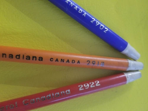 Vintage 1970s Berol Canadiana Felt-Tip Pens - photo 2