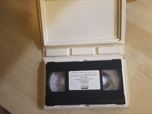 Francis: The Knight of Assisi (VHS TAPE) Animated - photo 2