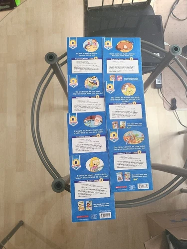 17 Just Right Leveled Readers Scholastic Books (A-C) - photo 4
