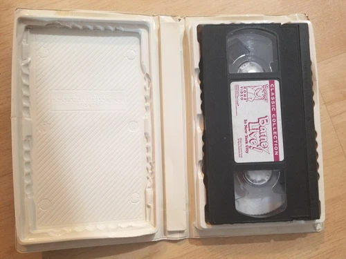 Barney Live! In New York City VHS Tape (1994) - photo 2
