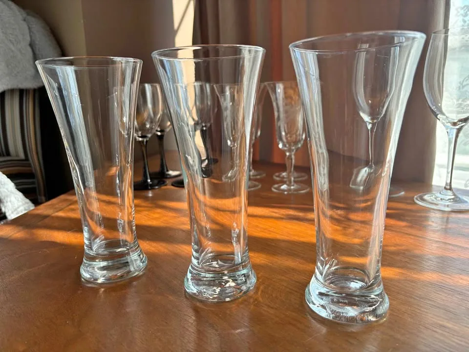 Set of 3 drinking glasses thumbnail