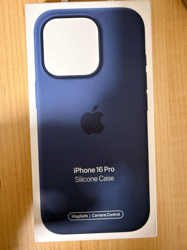 Apple iPhone 16 Pro Silicone Case