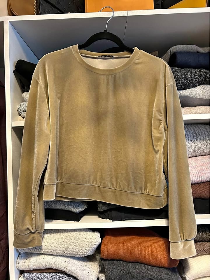 Zara Velvet Cropped Top