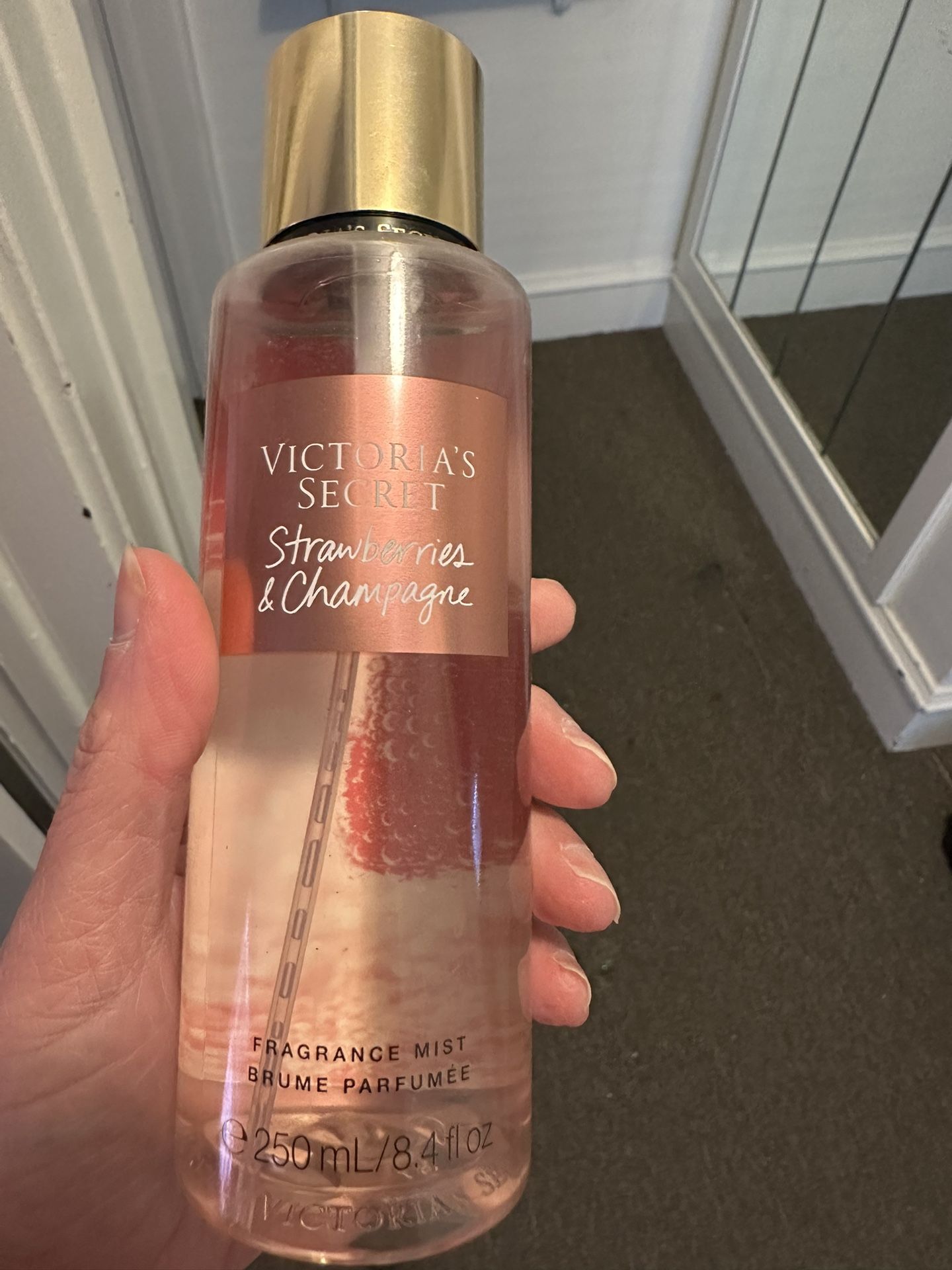 Victoria's Secret Strawberries & Champagne Perfume