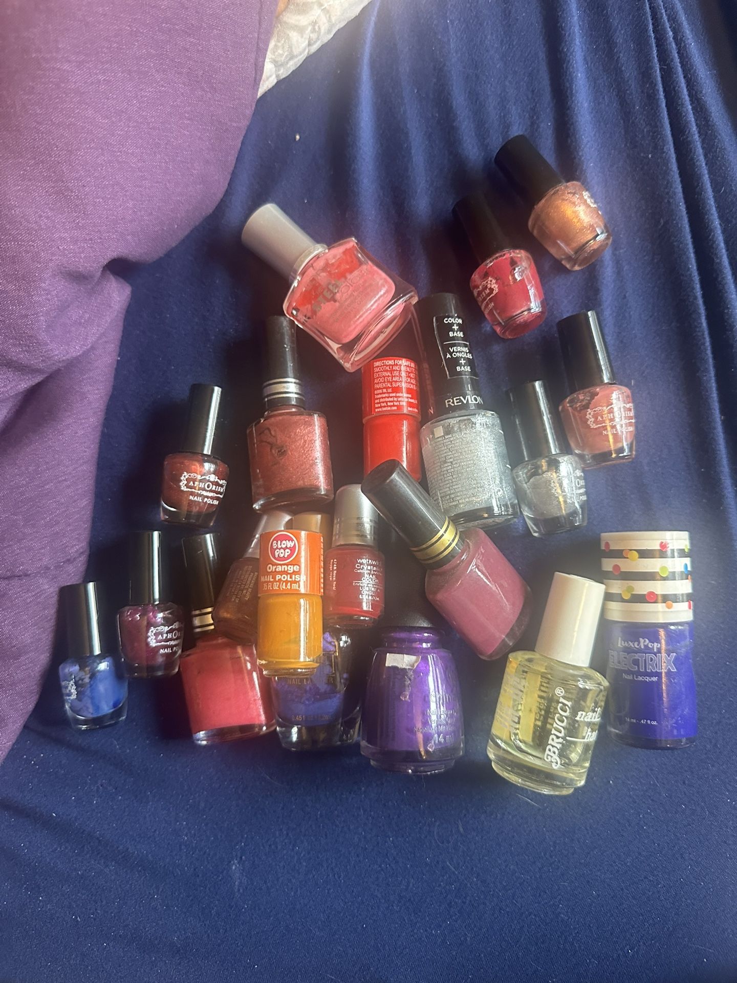 Varieties Of Nail Polish