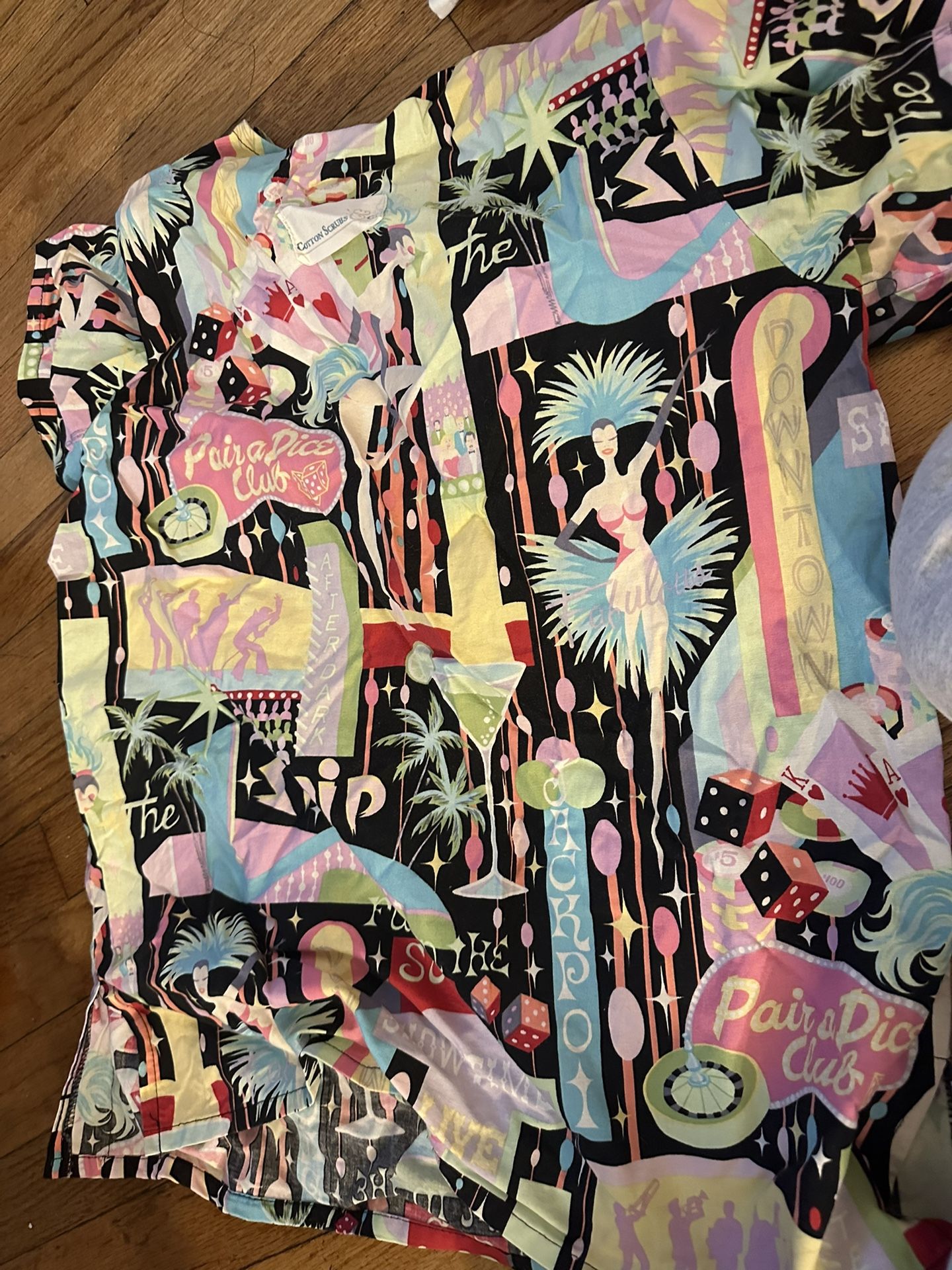 Woman’s Scrub Top Small Vegas
