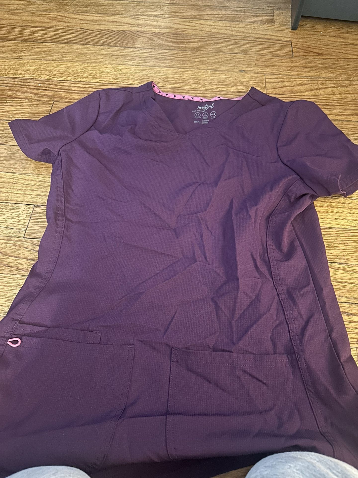 Women’s Small Scrub Top Maroon Colored
