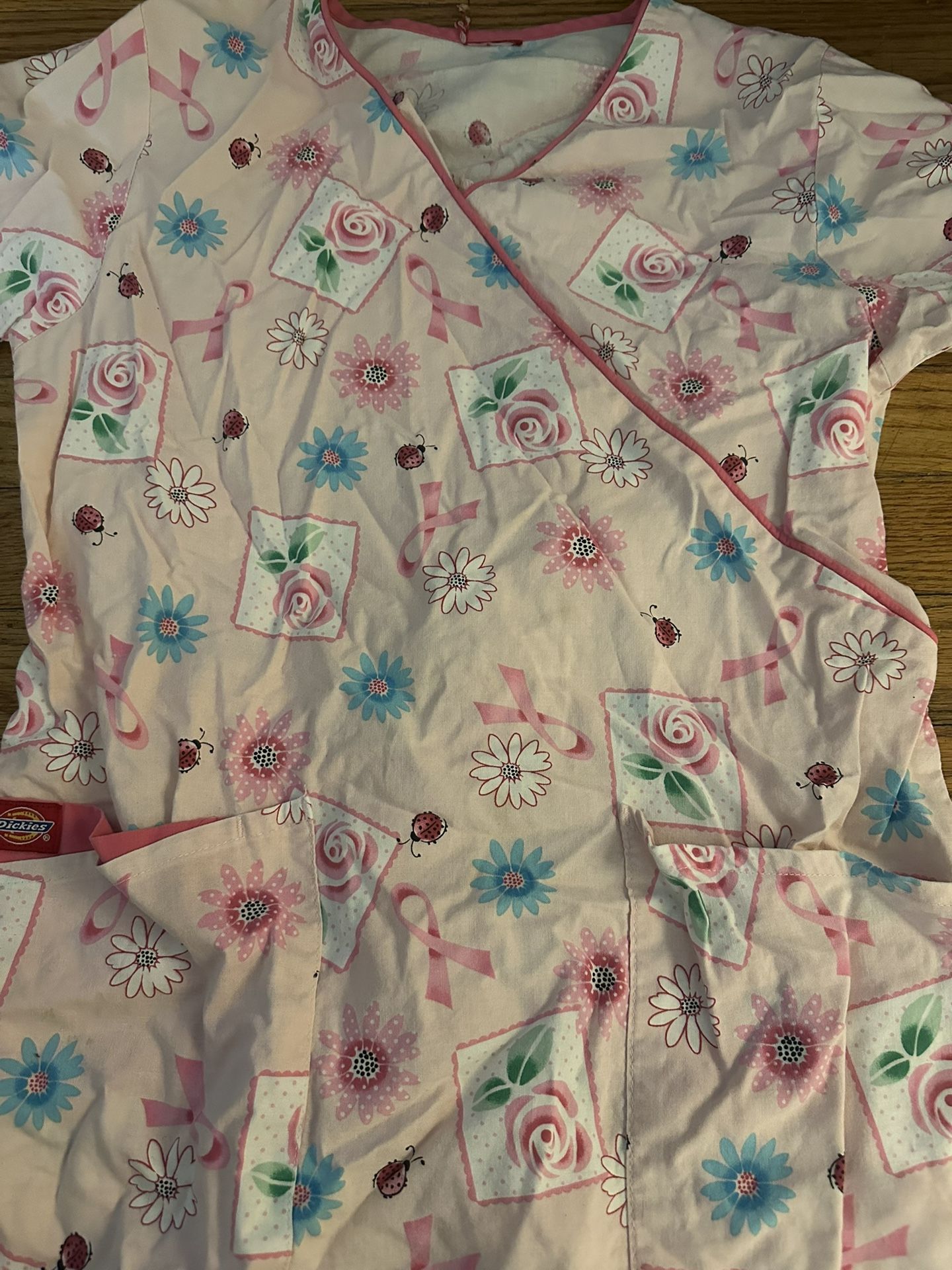 Women's Scrub Top - Small - Breast Cancer Awareness