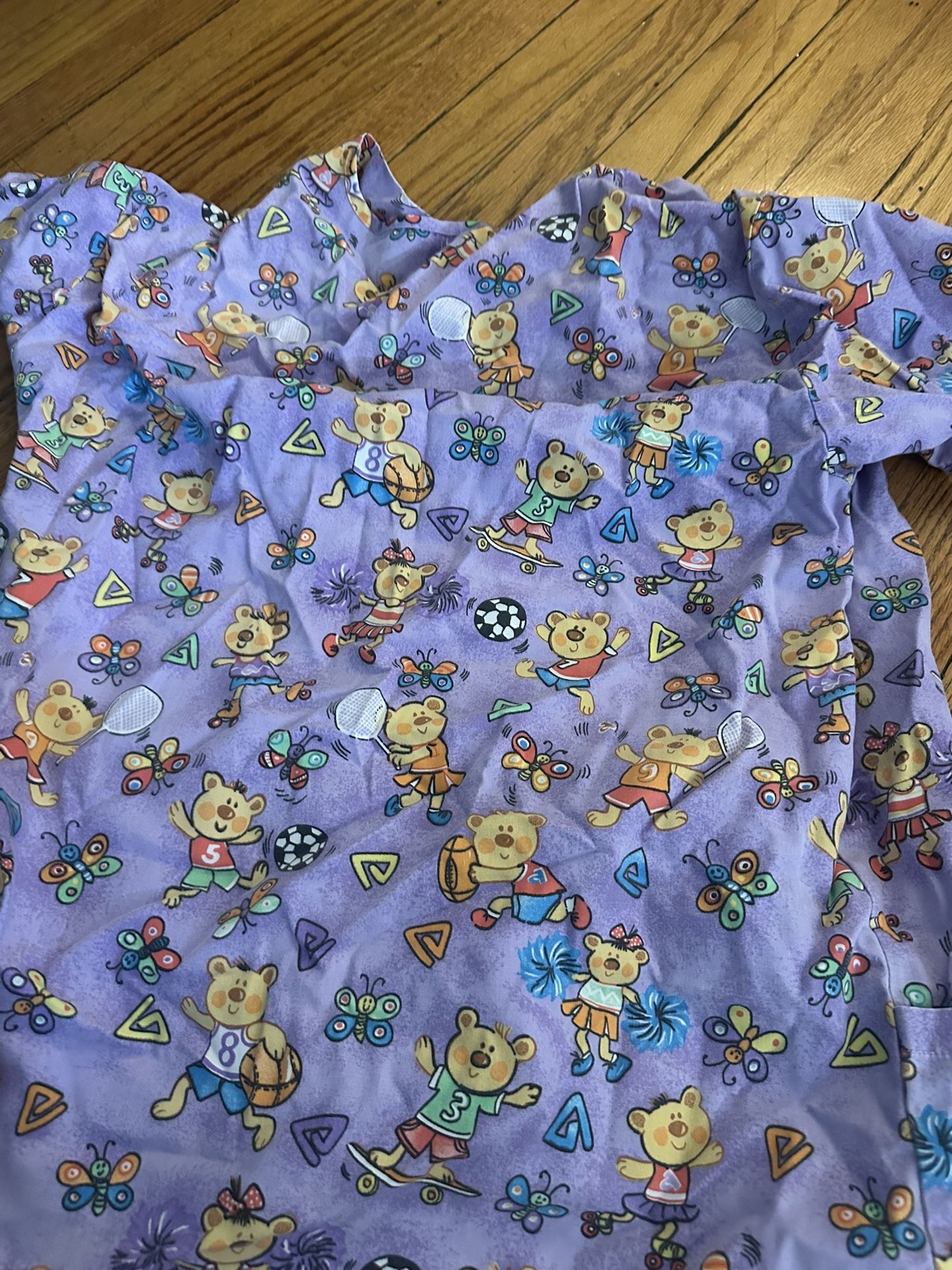 Women’s Scrub Top Small Sport Bears